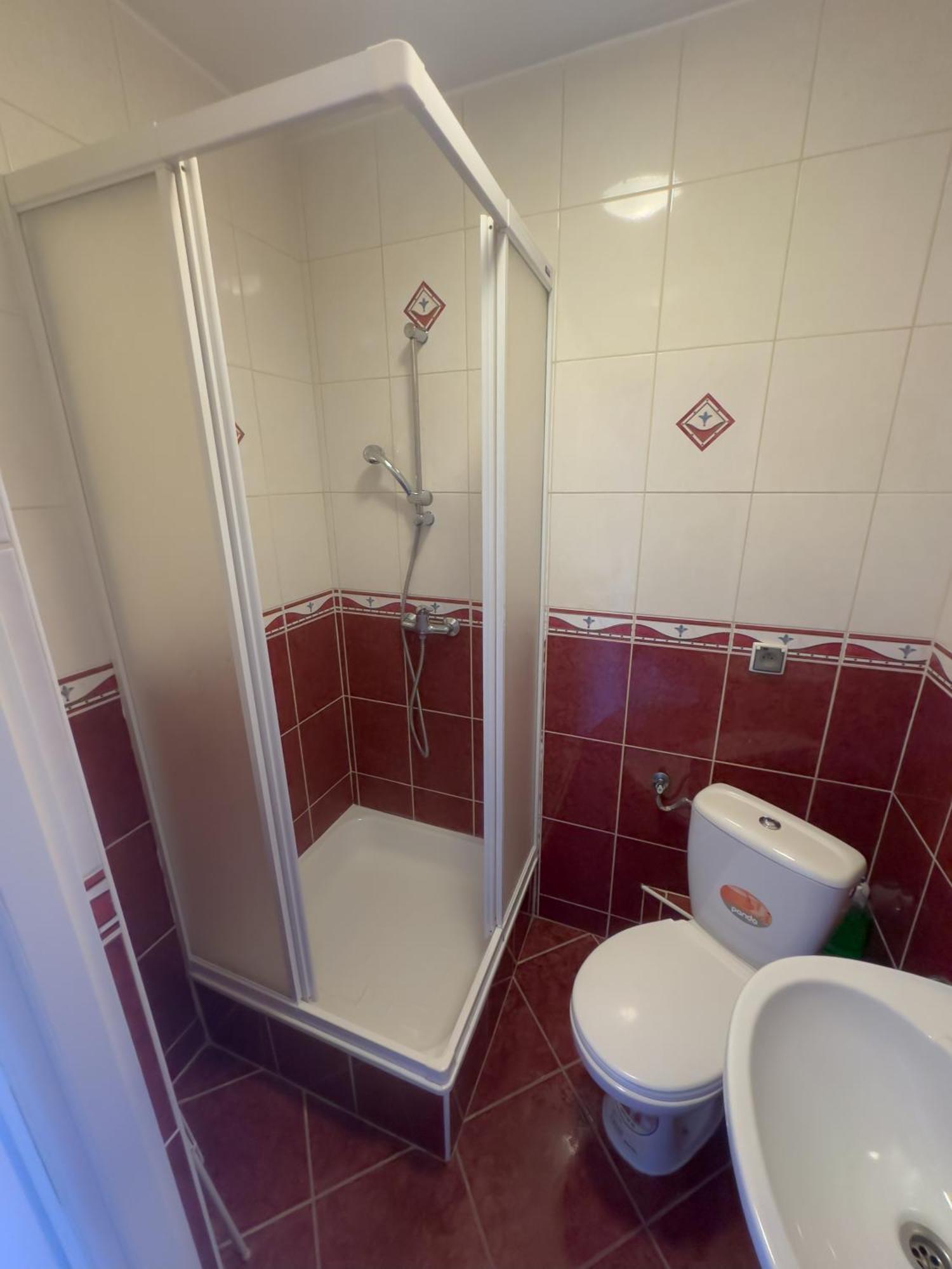 Pokoje Goscinne Voyager Władysławowo エクステリア 写真